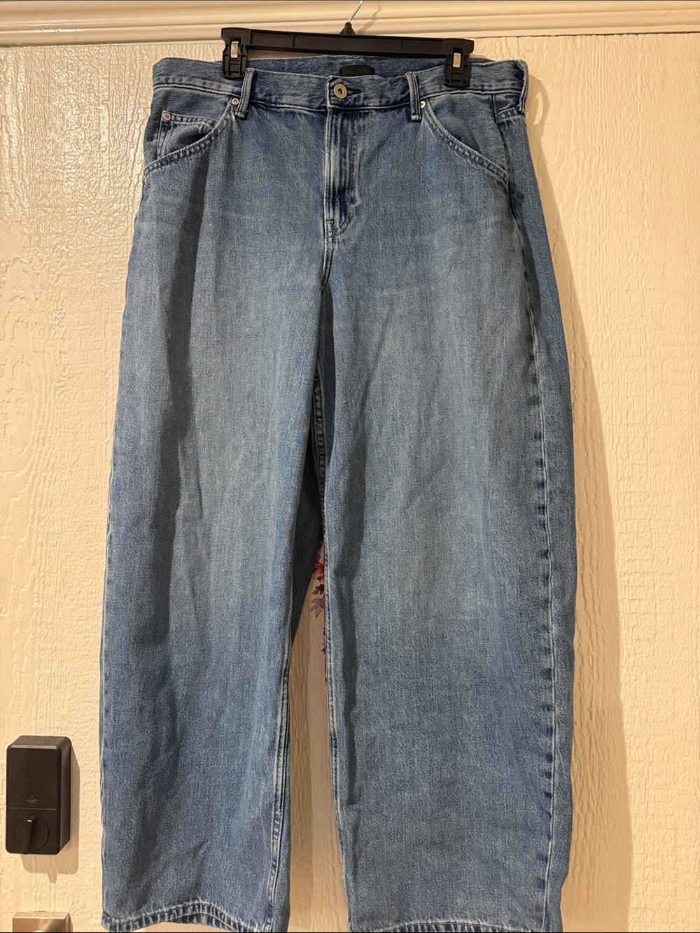 Uniqlo Light Blue Wide-Leg Jeans size 7 - Picture 3 of 6